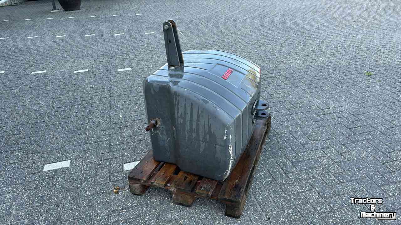 Claas Front- betongewicht  900 kg