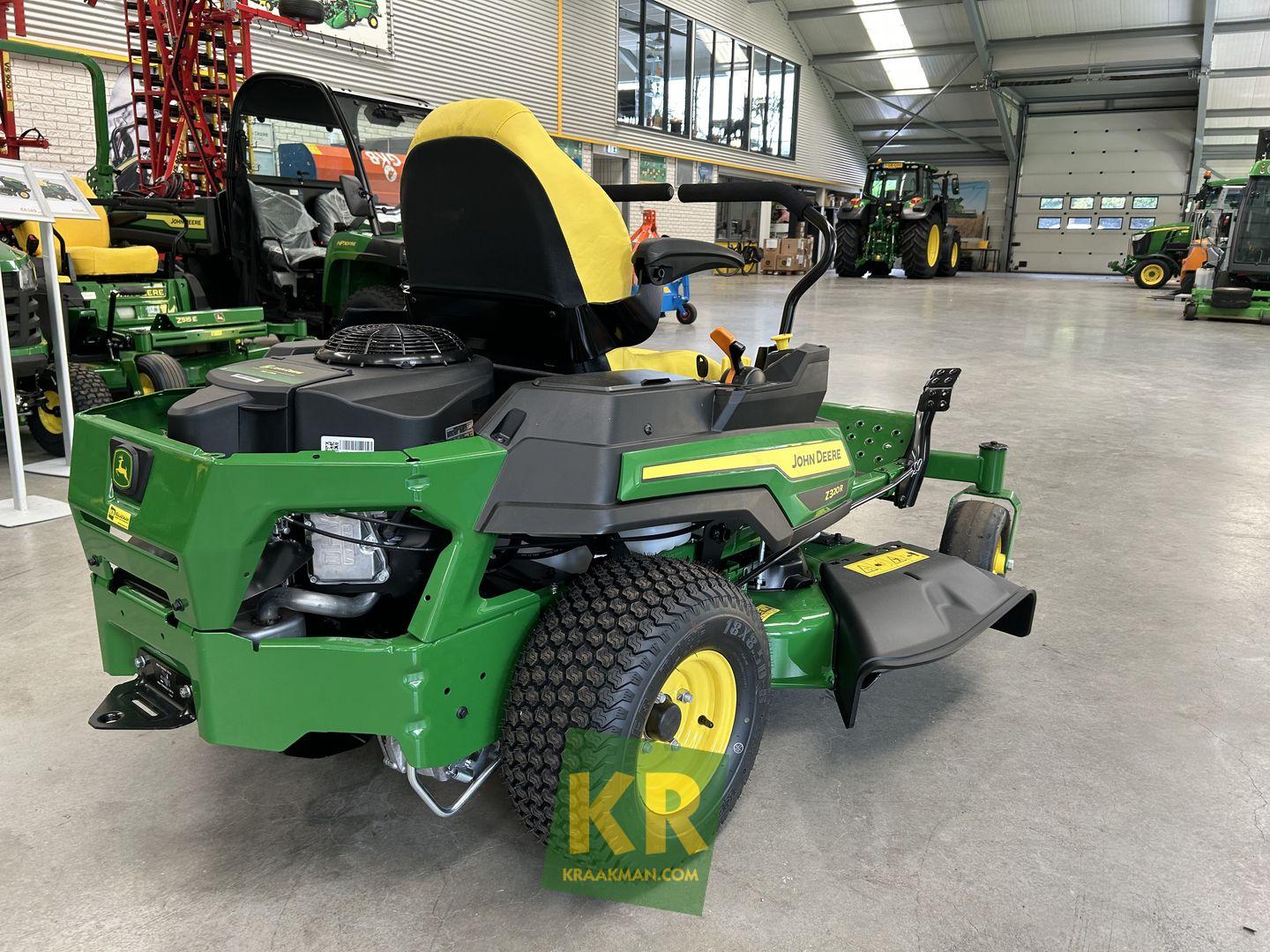 JOHN DEERE Z320R ZEROTURN 42" (ZUI)  #692211