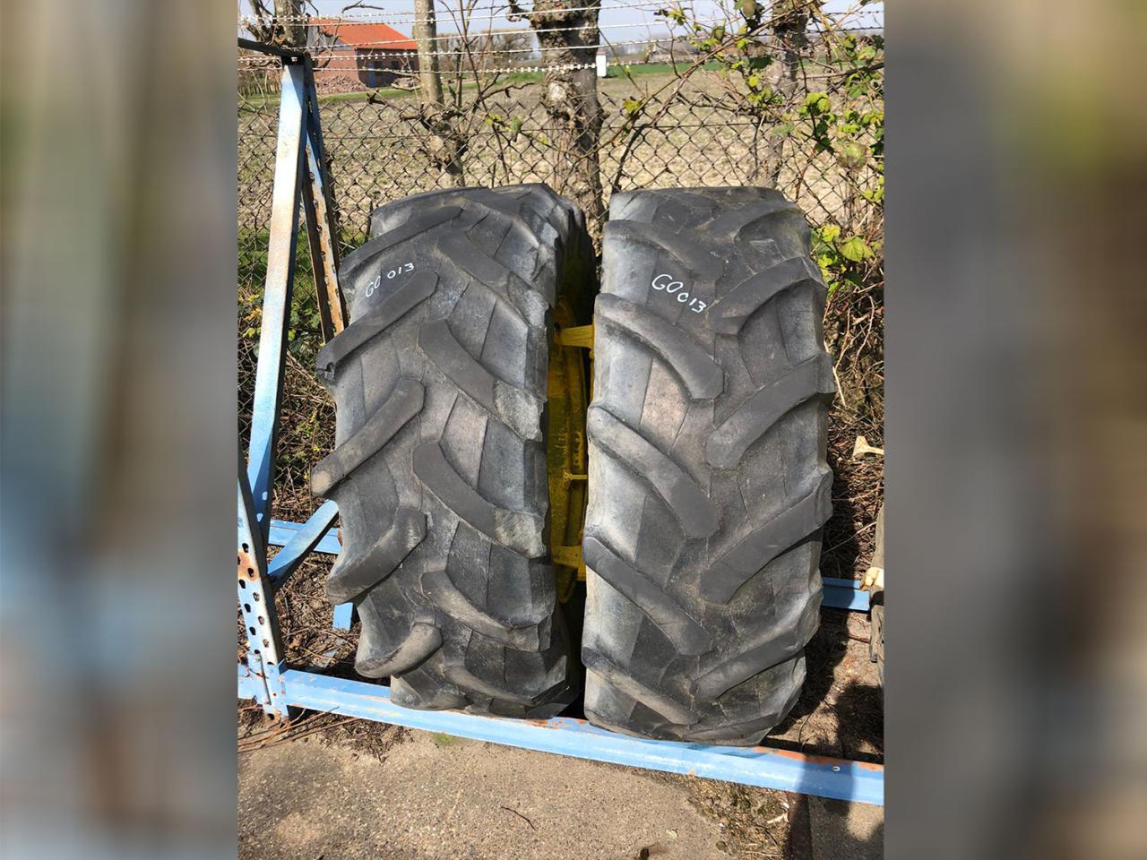 Pirelli TM700 420/70R28