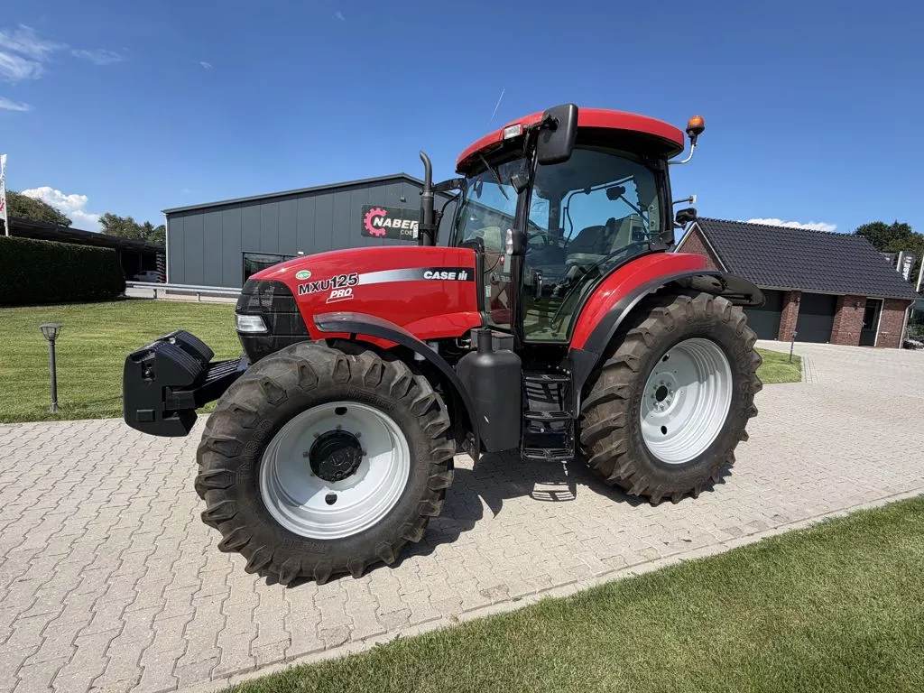 Case IH MXU 125 PRO