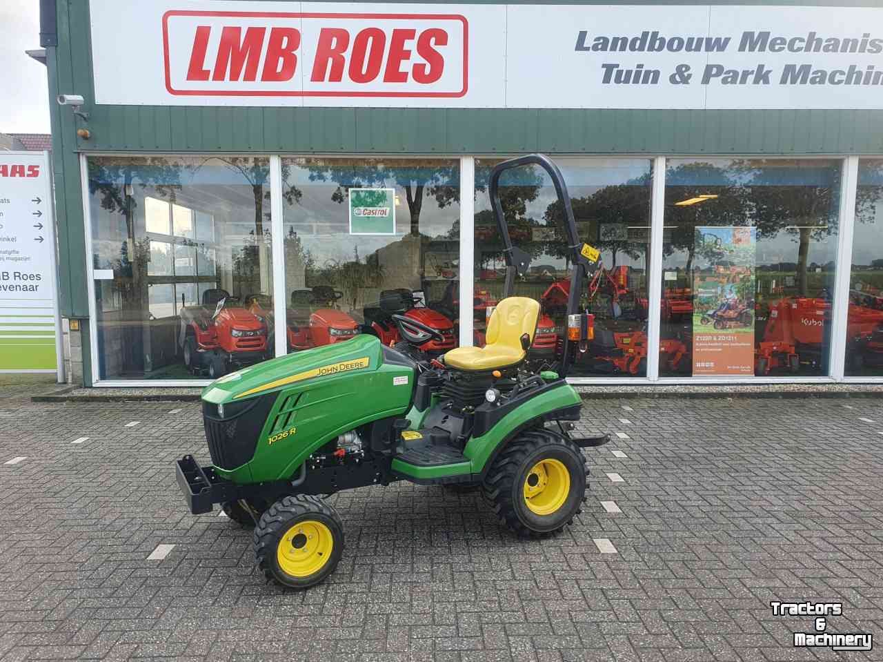 John Deere 1026 R  compact traktor