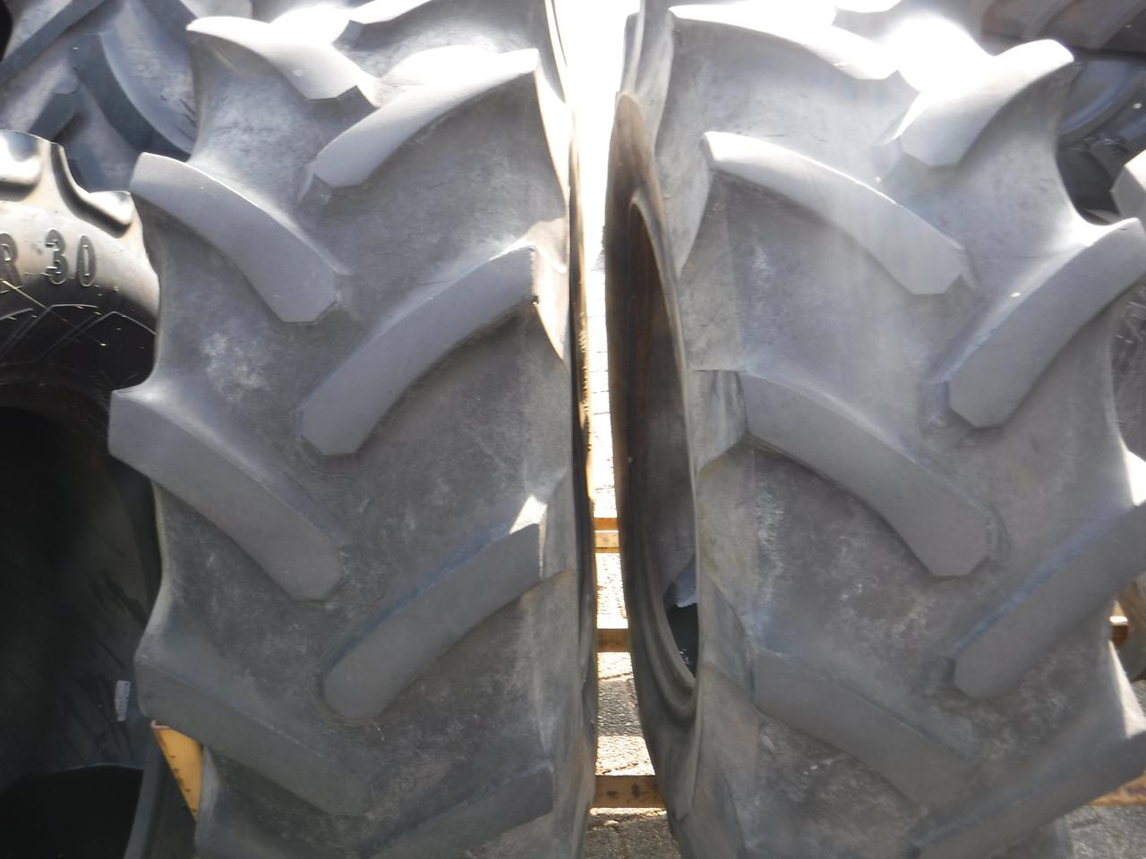 Michelin 14.9R24