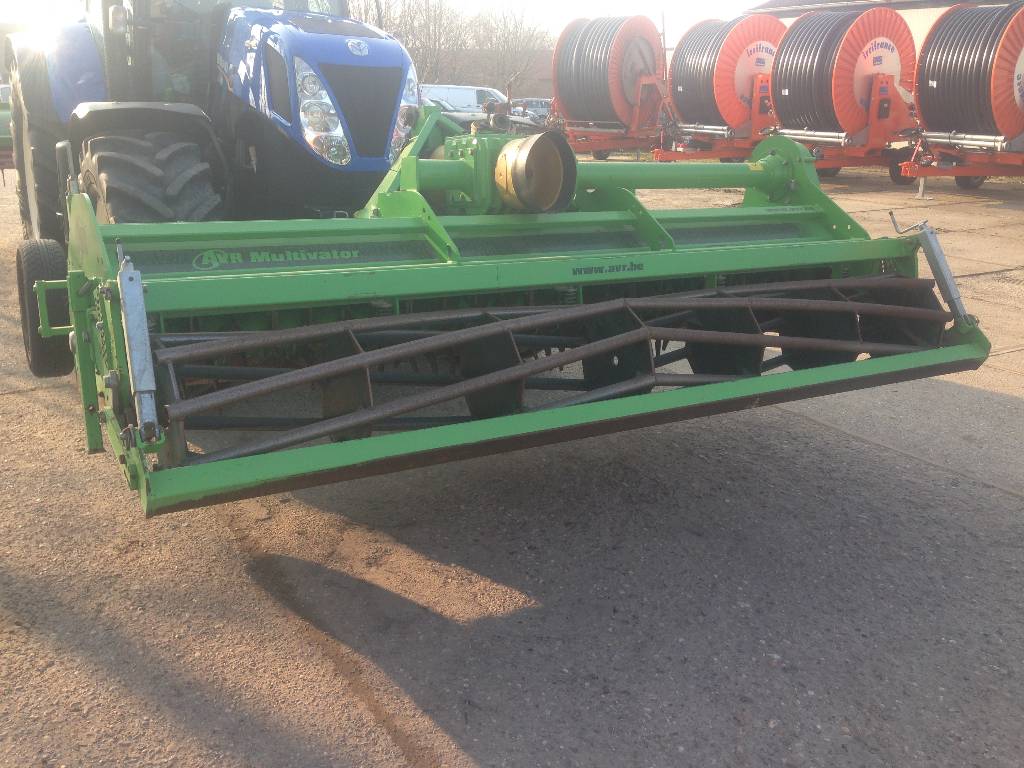 Multivator
